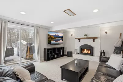 10666 Utica Road, Bloomington, MN 55437 - Photo 32