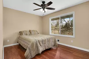 10732 James Cir, Bloomington, MN 55431 - Photo 20