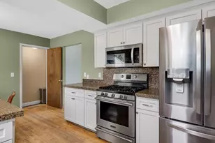 10732 James Cir, Bloomington, MN 55431 - Photo 14