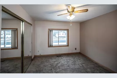 768 Hiawatha Avenue, Vadnais Heights, MN 55127 - Photo 14