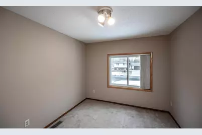 768 Hiawatha Avenue, Vadnais Heights, MN 55127 - Photo 12