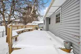 1427 Prosperity Ave, Saint Paul, MN 55106 - Photo 12