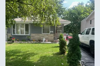 1916 Gettysburg Avenue N, Golden Valley, MN 55427 - Photo 1