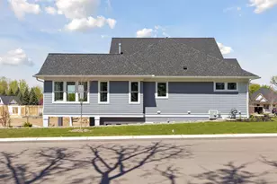 599 Harbor Ct, Shoreview, MN 55126 - Photo 56