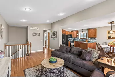 18821 Joplin Avenue, Lakeville, MN 55044 - Photo 8