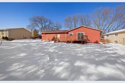 2045 3rd Avenue NE, Owatonna, MN 55060 - Photo 8