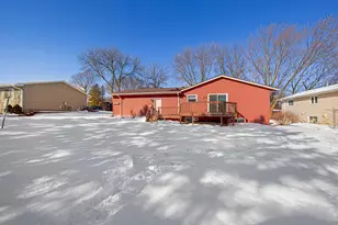 2045 3rd Ave NE, Owatonna, MN 55060 - Photo 8