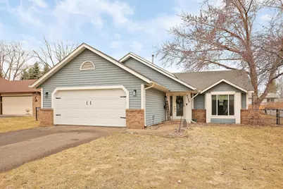 9130 91st Street S, Cottage Grove, MN 55016 - Photo 2