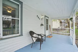 207 3rd Ave NE, Saint Cloud, MN 56304 - Photo 2