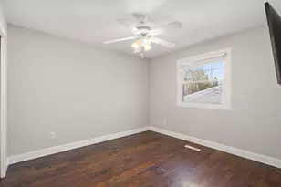 2760 Grove Ln, Mound, MN 55364 - Photo 14