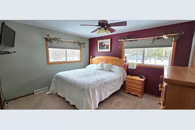 321 Shorewood Drive, International Falls, MN 56649 - Photo 10