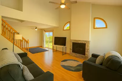 8588 Brinkley Lane, Inver Grove Heights, MN 55076 - Photo 4