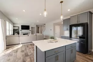 10691 Bent Pne Ln, Woodbury, MN 55129 - Photo 12