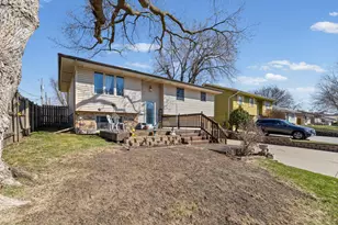 1209 45 1/2 Ave NE, Columbia Heights, MN 55421 - Photo 4