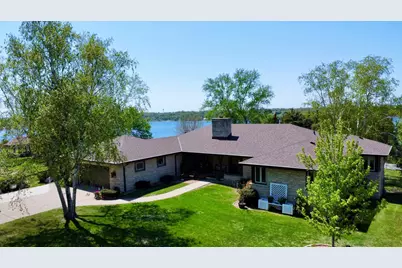 579 Park Avenue W, Ortonville, MN 56278 - Photo 2