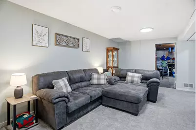 2303 7th Avenue E, North Saint Paul, MN 55109 - Photo 20