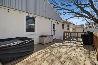 2303 7th Avenue E, North Saint Paul, MN 55109 - Photo 30
