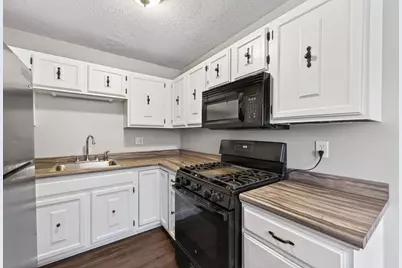 406 Livingston Avenue, Saint Paul, MN 55107 - Photo 4