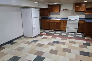 411 5th St NW, Austin, MN 55912 - Photo 4