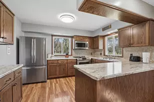 921 S Meadow Rd, Litchfield, MN 55355 - Photo 8