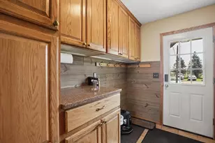 921 S Meadow Rd, Litchfield, MN 55355 - Photo 18