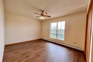 901 Dominion Dr, Hudson, WI 54016 - Photo 4