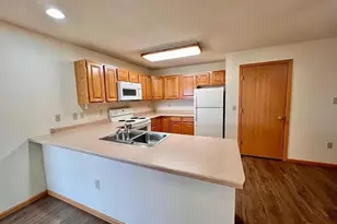 901 Dominion Dr, Hudson, WI 54016 - Photo 6