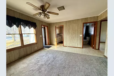 105 3rd Avenue NW, Grand Meadow, MN 55936 - Photo 8