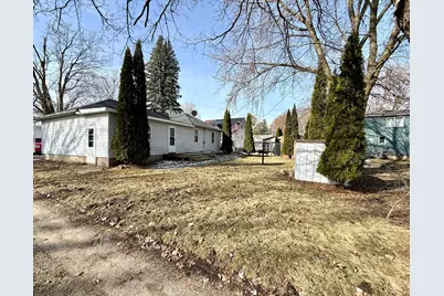 105 3rd Avenue NW, Grand Meadow, MN 55936 - Photo 6