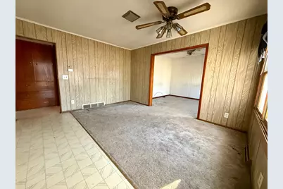 105 3rd Avenue NW, Grand Meadow, MN 55936 - Photo 12