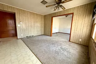 105 3rd Ave NW, Grand Meadow, MN 55936 - Photo 12