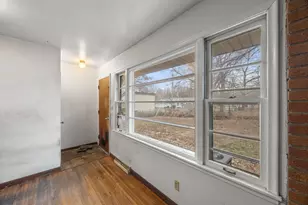 772 Creek Ave, Mendota Heights, MN 55120 - Photo 2