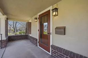 2200 Kenwood Pkwy, Minneapolis, MN 55405 - Photo 40