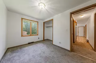 1323 Greenwood Pl, Faribault, MN 55021 - Photo 24