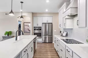 2055 Oakpointe Dr, Waconia, MN 55387 - Photo 10