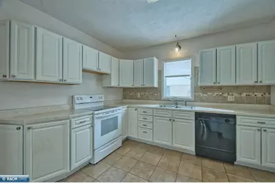 411 9th Street NW, Chisholm, MN 55719 - Photo 20