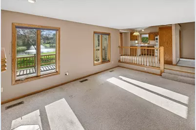 8920 Vickors Crossing, Brooklyn Park, MN 55443 - Photo 20