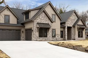 6205 Hillside Rd, Edina, MN 55436 - Photo 4