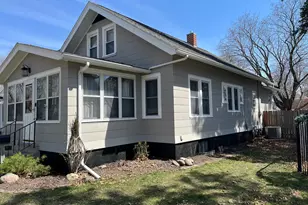 206 N 9th St, Montevideo, MN 56265 - Photo 36