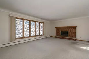 219 Terrace Dr, Mankato, MN 56001 - Photo 2