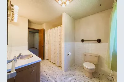 1447 Sterling Street S, Maplewood, MN 55119 - Photo 24