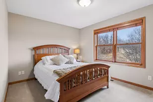 1681 Deephaven Dr, Woodbury, MN 55129 - Photo 44