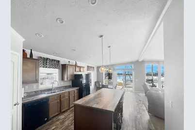 7 Robbins Drive, Tracy, MN 56175 - Photo 4