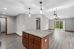 1707 Squirrel Way, New Richmond, WI 54017 - Photo 4