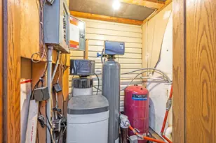 1734 40th St, Ceylon, MN 56121 - Photo 30