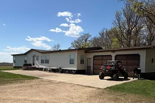 1734 40th St, Ceylon, MN 56121 - Photo 44