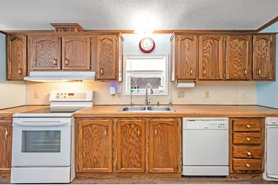 1734 40th Street, Ceylon, MN 56121 - Photo 6