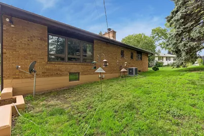 116 Victory Place, South Saint Paul, MN 55075 - Photo 32