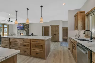 2024 Forest Court, Saint Cloud, MN 56303 - Photo 6