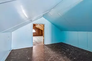 2146 W James Ave, Saint Paul, MN 55105 - Photo 18